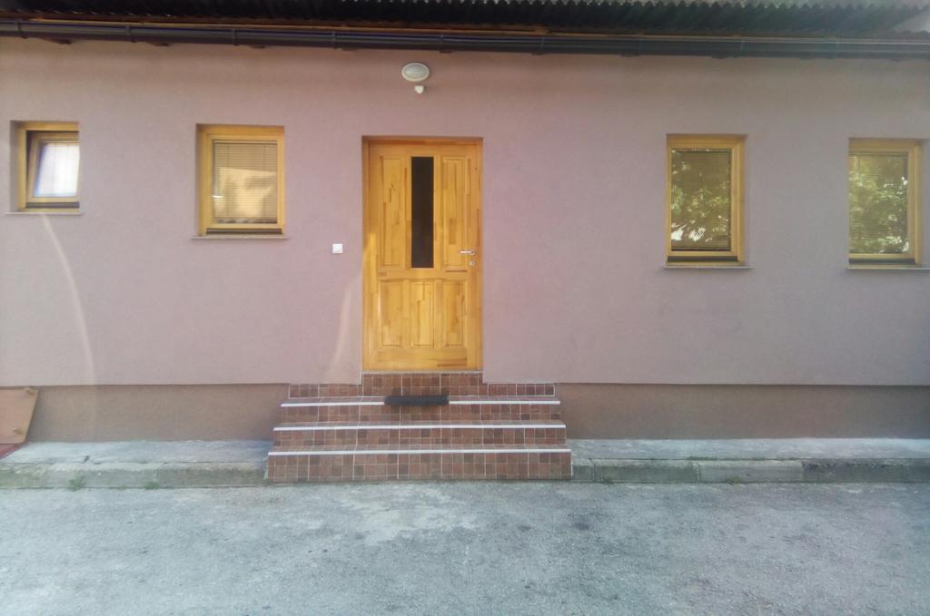 Princips Apartment Sarajevo Exterior foto